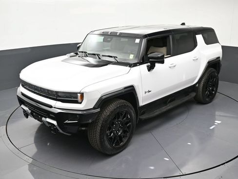 Used 2026 GMC Hummer EV SUV AWD/4WD image 17