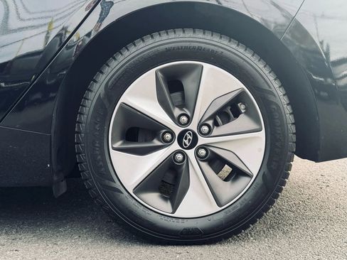 Used 2019 Hyundai Ioniq Electric image 36