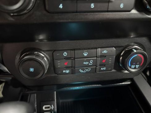 Used 2019 Ford F150 XLT w/ Equipment Group 302A Luxury AWD/4WD image 20