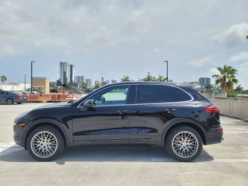 Used 2016 Porsche Cayenne S w/ Premium Plus Package AWD/4WD image 8