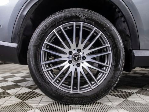 Used 2023 Mercedes-Benz GLC 300 w/ Exclusive Trim Package image 41
