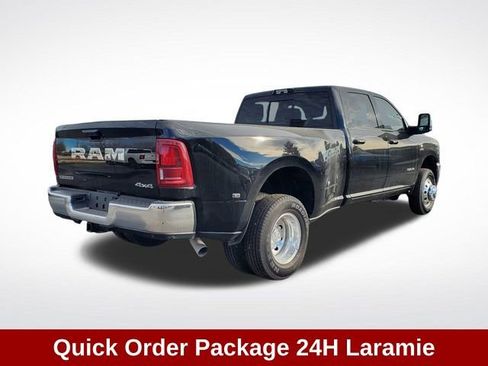 Used 2025 RAM 3500 Laramie image 2