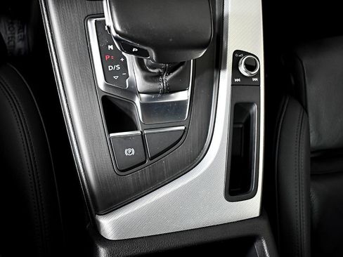 Used 2017 Audi A4 2.0T Premium Plus w/ Premium Plus Package image 35