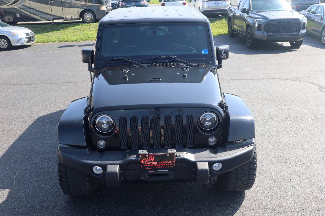 Used 2015 Jeep Wrangler Unlimited Sahara w/ Connectivity Group AWD/4WD image 4