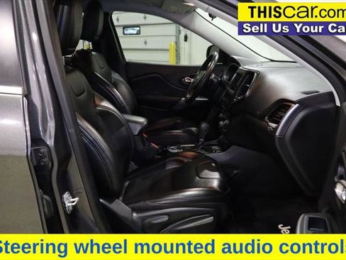 Used 2019 Jeep Cherokee Latitude Plus image 13