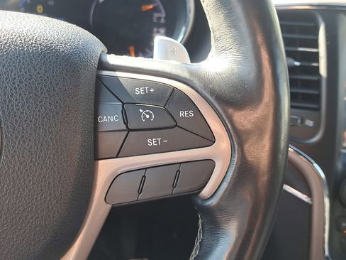 Used 2017 Jeep Grand Cherokee Limited image 26