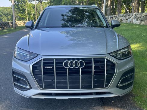 Used 2021 Audi Q5 2.0T Premium w/ Convenience Package AWD/4WD image 4