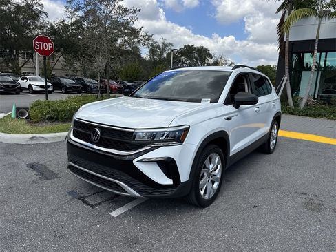 Used 2023 Volkswagen Taos S image 10