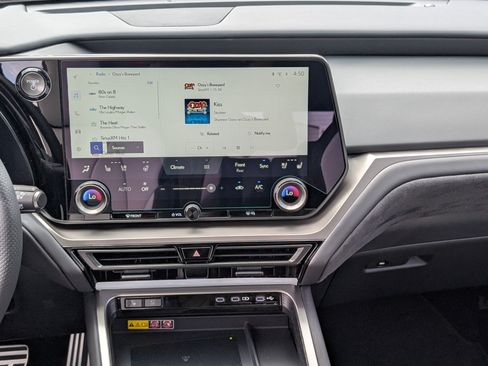 New 2026 Lexus TX 500h AWD image 16