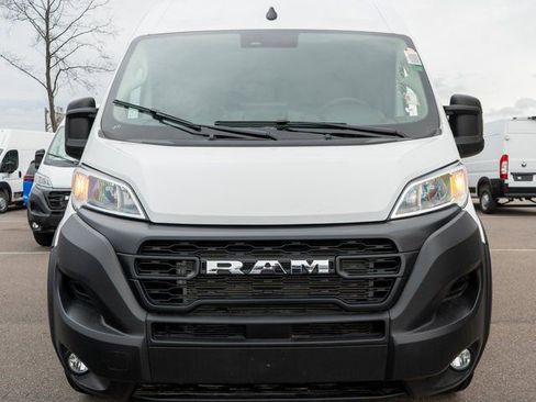 New 2026 RAM ProMaster 2500 w/ Premium Convenience Group image 3