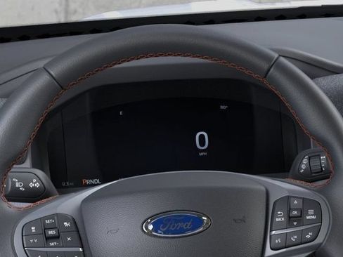 Used 2026 Ford Explorer Active w/ Active Comfort Package AWD/4WD image 13
