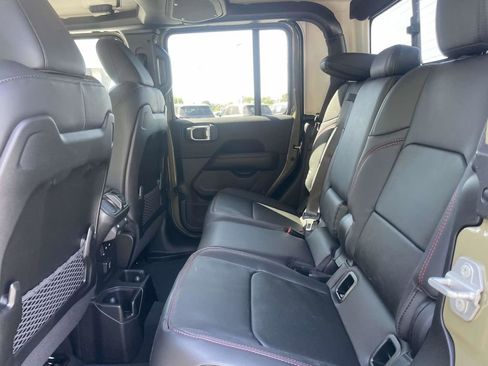 New 2026 Jeep Gladiator Rubicon w/ Steel Power Dome Hood Package AWD/4WD image 20