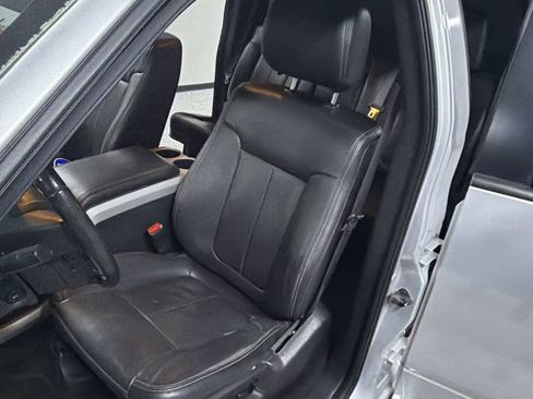 Used 2014 Ford F150 Lariat w/ Equipment Group 502A Luxury AWD/4WD image 12
