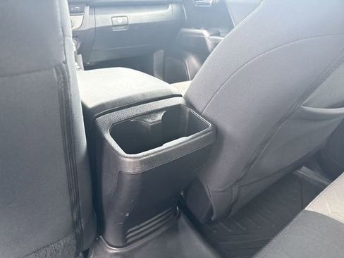 Used 2022 Toyota Tacoma TRD Off-Road AWD/4WD image 20