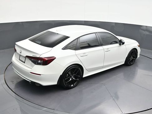 Used 2025 Honda Civic Sport image 19