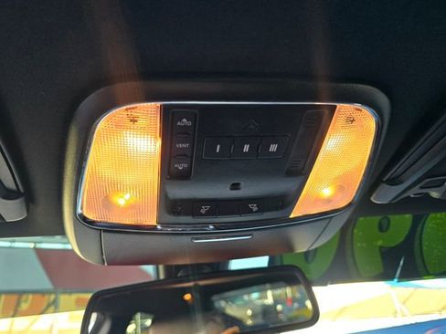 Certified 2023 Dodge Charger Scat Pack image 19