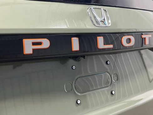 New 2026 Honda Pilot TrailSport image 6