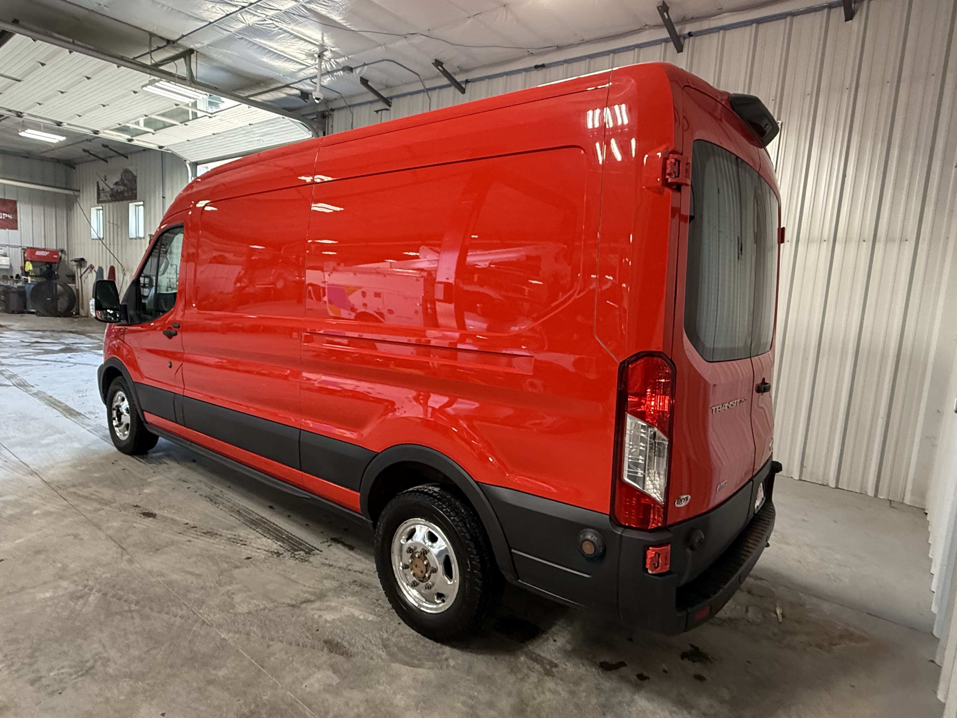 Used 2021 Ford Transit 250 Medium Roof AWD w/ Interior Upgrade Package image 12