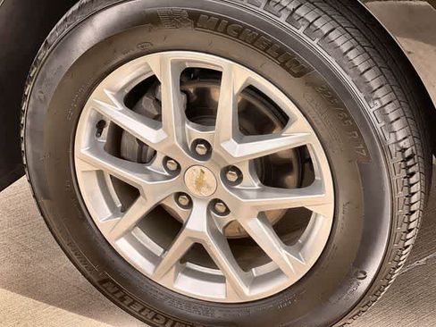 Used 2024 Chevrolet Equinox LT image 9