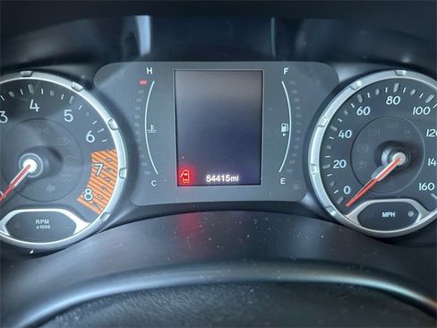 Used 2019 Jeep Renegade Latitude image 20