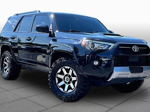 Used 2023 Toyota 4Runner TRD Off-Road AWD/4WD image 3