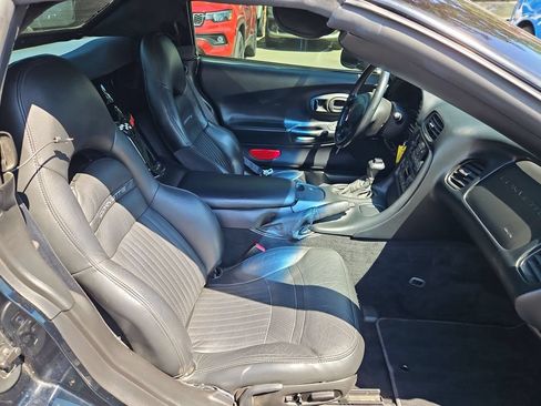 Used 1999 Chevrolet Corvette Convertible w/ Memory Pkg RWD image 14