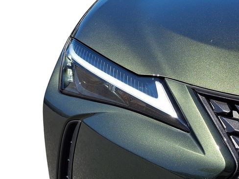 Used 2024 Lexus UX 250h AWD w/ Premium Package image 11