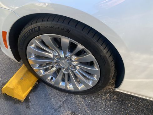 Used 2018 Cadillac CTS Luxury image 19