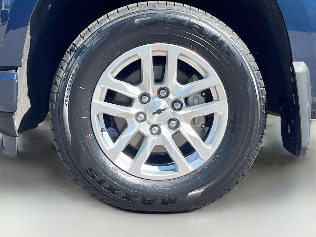 Used 2019 Chevrolet Silverado 1500 RST w/ All-Star Edition AWD/4WD image 31