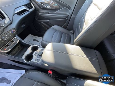 Used 2024 GMC Terrain Denali w/ Denali Premium Package image 16