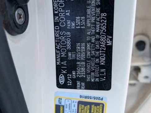 Used 2013 Kia Soul + w/ Audio Pkg FWD image 34