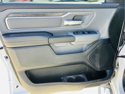 Used 2021 RAM 1500 Big Horn image 8