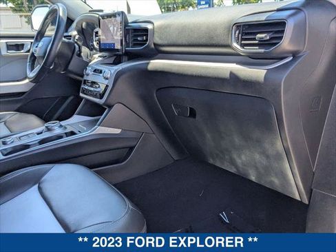 Certified 2023 Ford Explorer XLT w/ Equipment Group 202A AWD/4WD image 22