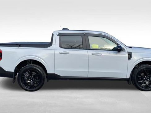 Used 2025 Ford Maverick Lariat w/ Black Appearance Package AWD/4WD image 10