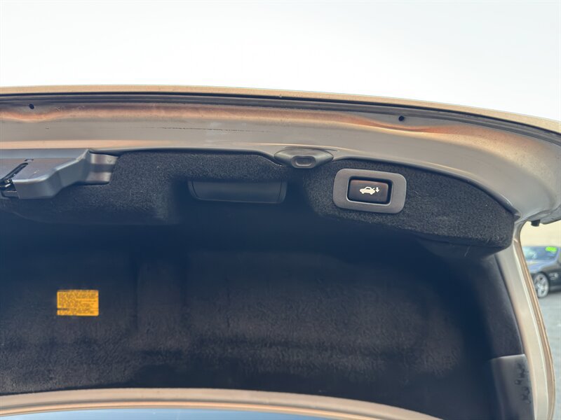 Used 2012 Lexus LS 460 w/ Sport Pkg RWD image 18