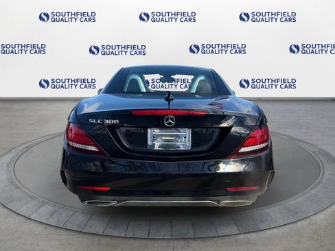 Used 2020 Mercedes-Benz SLC 300 w/ Premium Package image 5