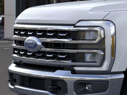 New 2026 Ford F350 XLT w/ XLT Premium Package AWD/4WD image 17
