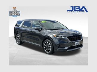 Used 2024 Kia Carnival EX video 1