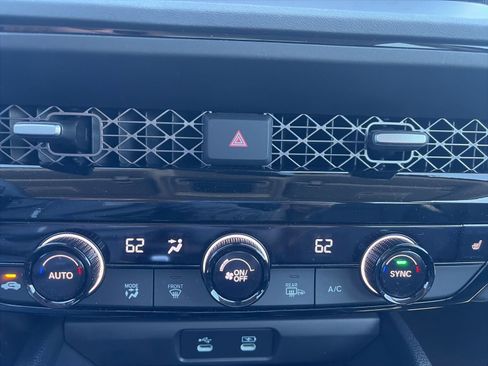 Used 2025 Honda Accord EX-L image 16