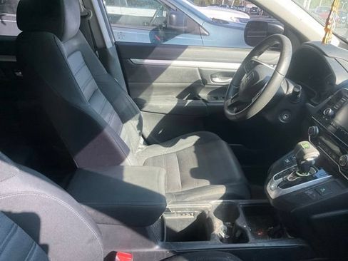Used 2019 Honda CR-V LX image 3