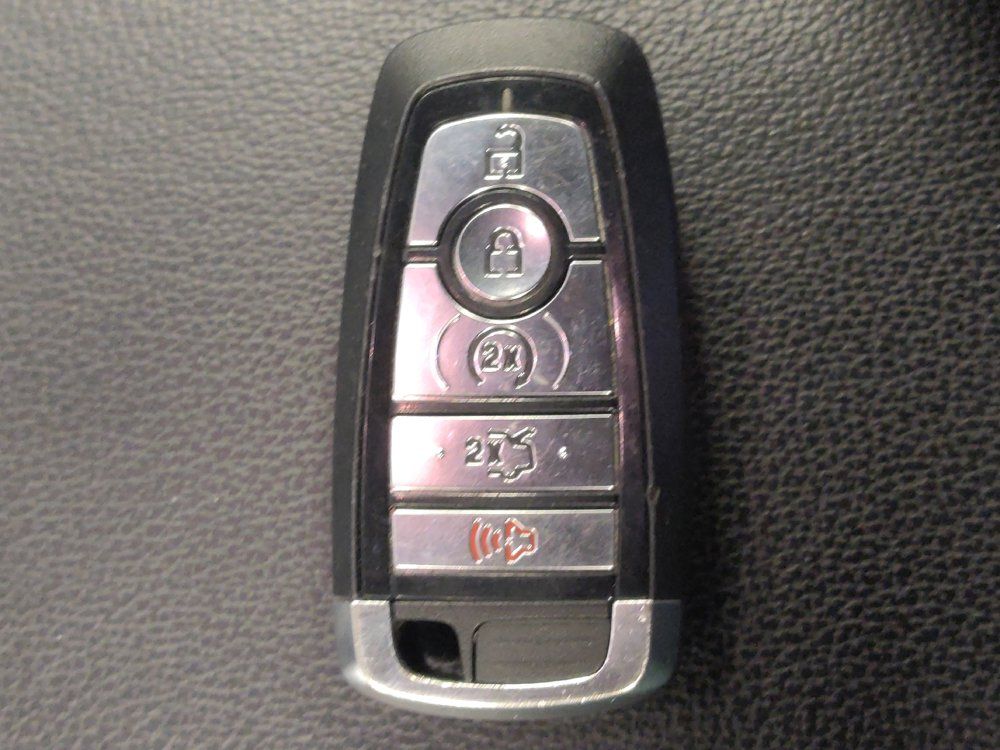 Used 2018 Ford Explorer Sport w/ Ford Safe & Smart Package AWD/4WD image 32