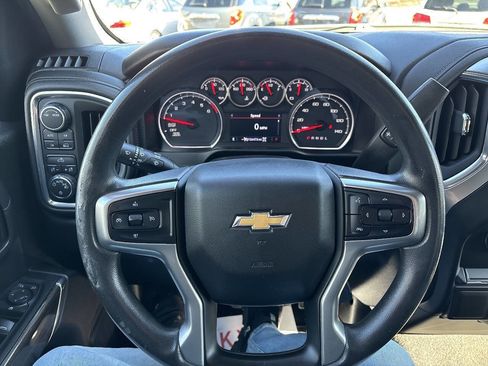 Used 2020 Chevrolet Silverado 1500 LT image 29