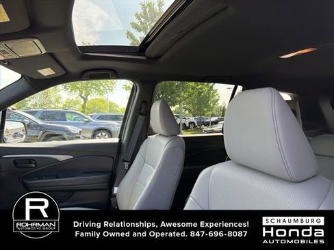 Used 2024 Honda Passport EX-L image 8