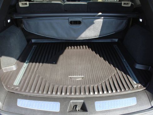Used 2019 Cadillac XT5 Luxury FWD image 13