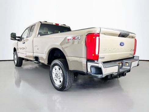 New 2026 Ford F350 XLT w/ FX4 Off-Road Package AWD/4WD image 11