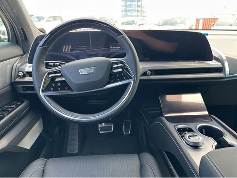 New 2026 Cadillac Vistiq Luxury image 5