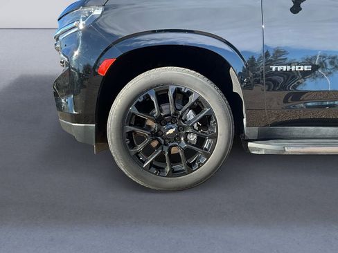 Used 2022 Chevrolet Tahoe LT w/ Luxury Package image 14