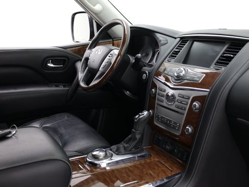 Used 2018 INFINITI QX80 4WD w/ Driver Assistance Package image 48