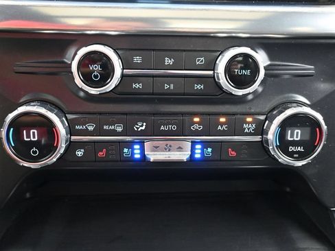 Used 2021 Ford F150 Lariat w/ Equipment Group 502A High AWD/4WD image 10