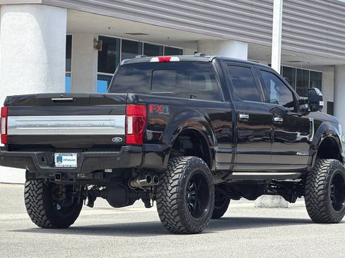 Used 2020 Ford F250 Platinum w/ FX4 Off-Road Package AWD/4WD image 6